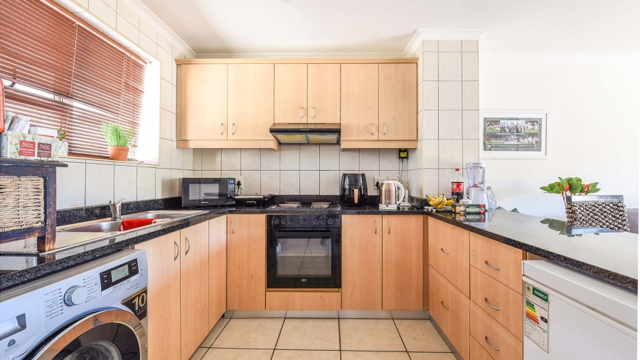 2 Bedroom Property for Sale in Okennedyville Western Cape